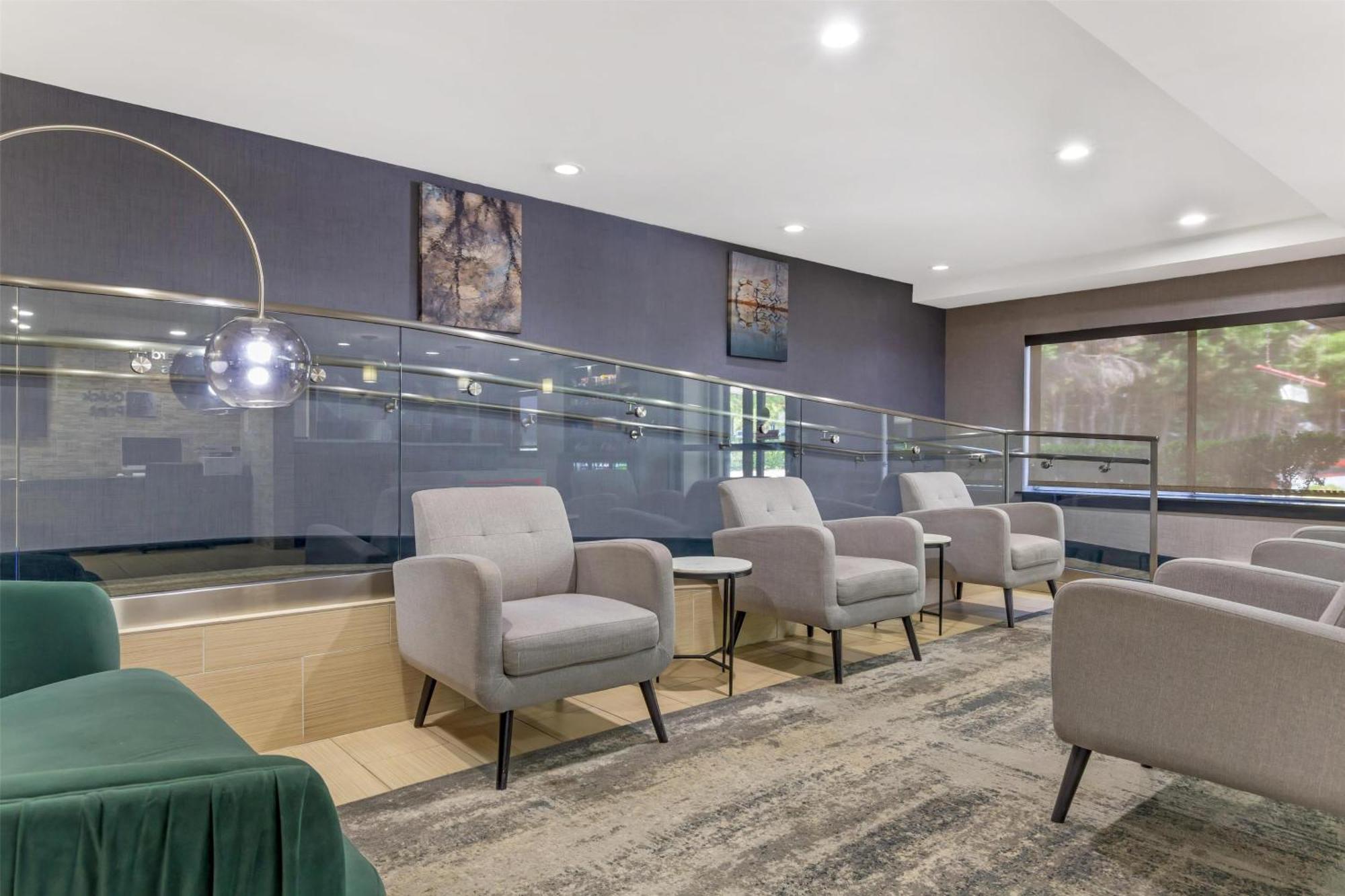 Best Western Plus Raleigh Crabtree Valley Hotel Exterior photo